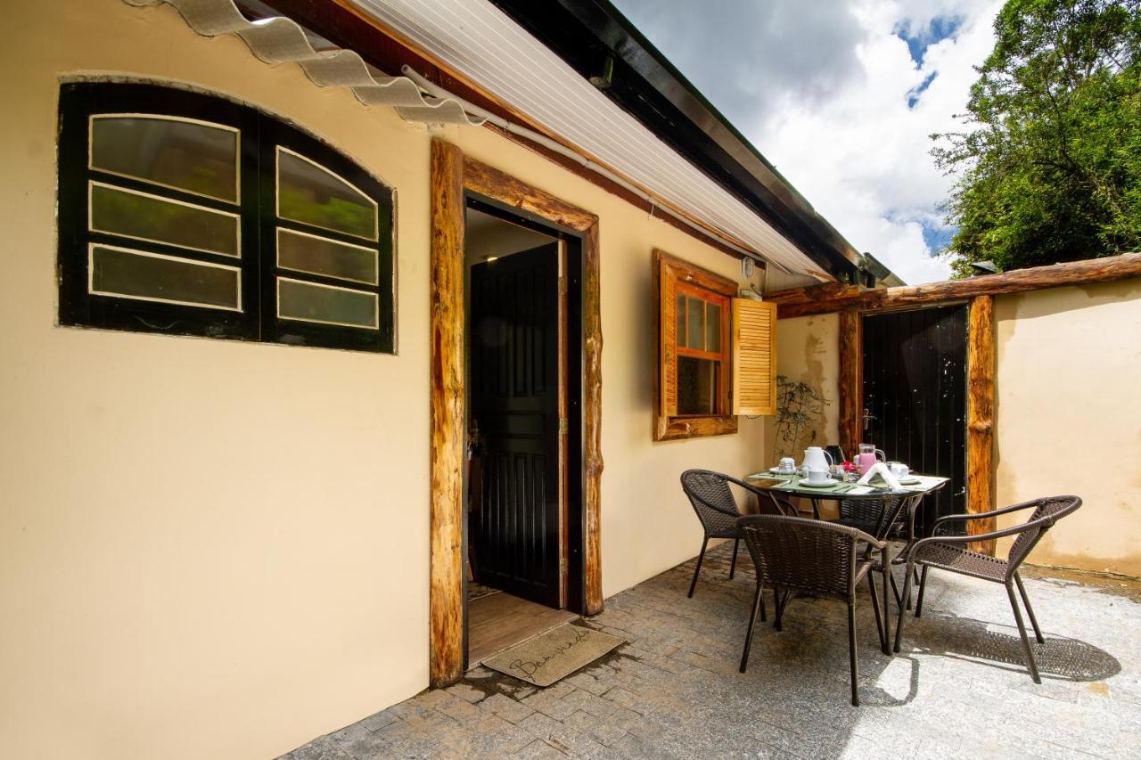 Pousada Casa Mantiqueira - Proxima Ao Capivari E Opcoes De Hidromassagem Campos do Jordão Buitenkant foto