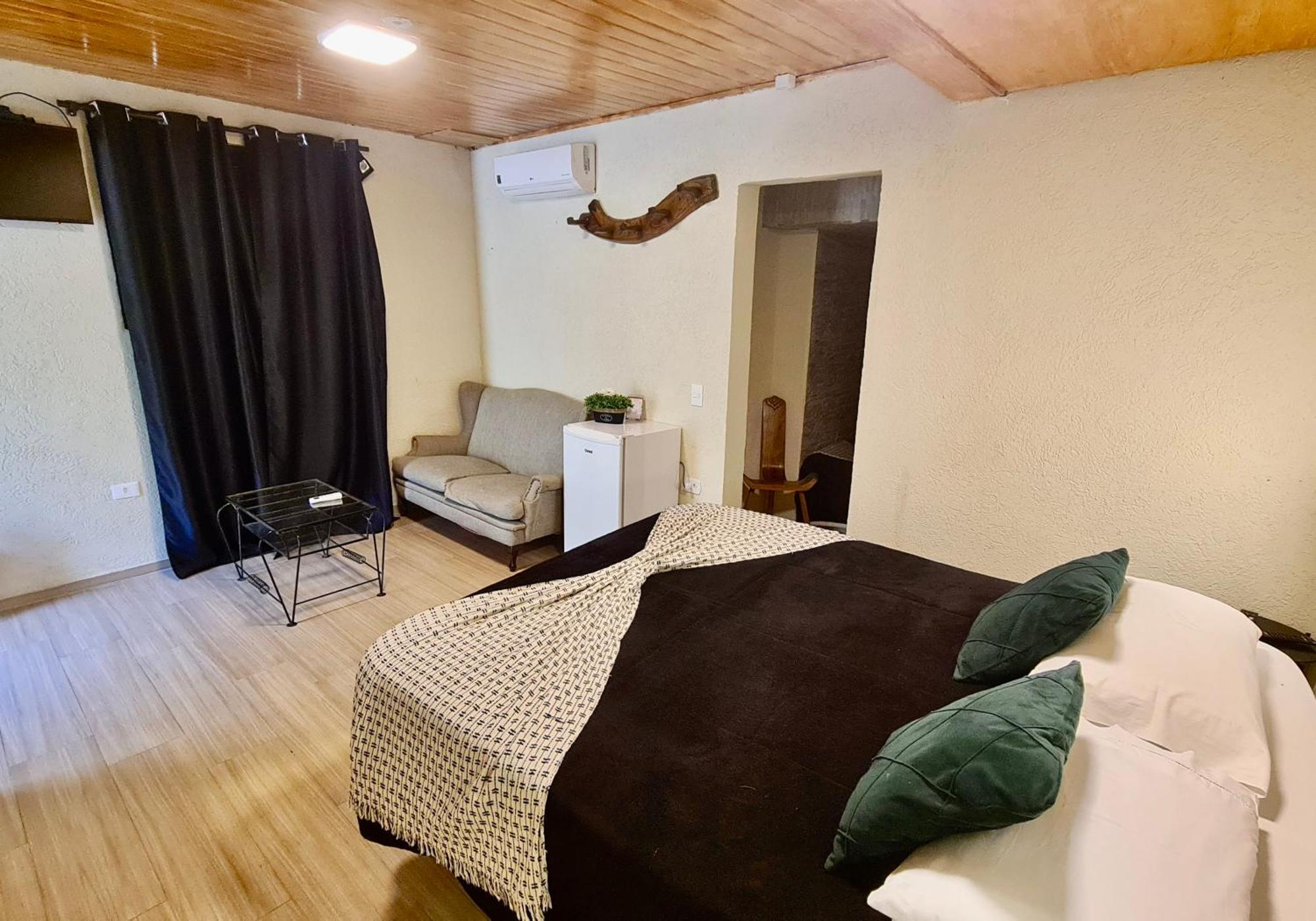 Pousada Casa Mantiqueira - Proxima Ao Capivari E Opcoes De Hidromassagem Campos do Jordão Buitenkant foto